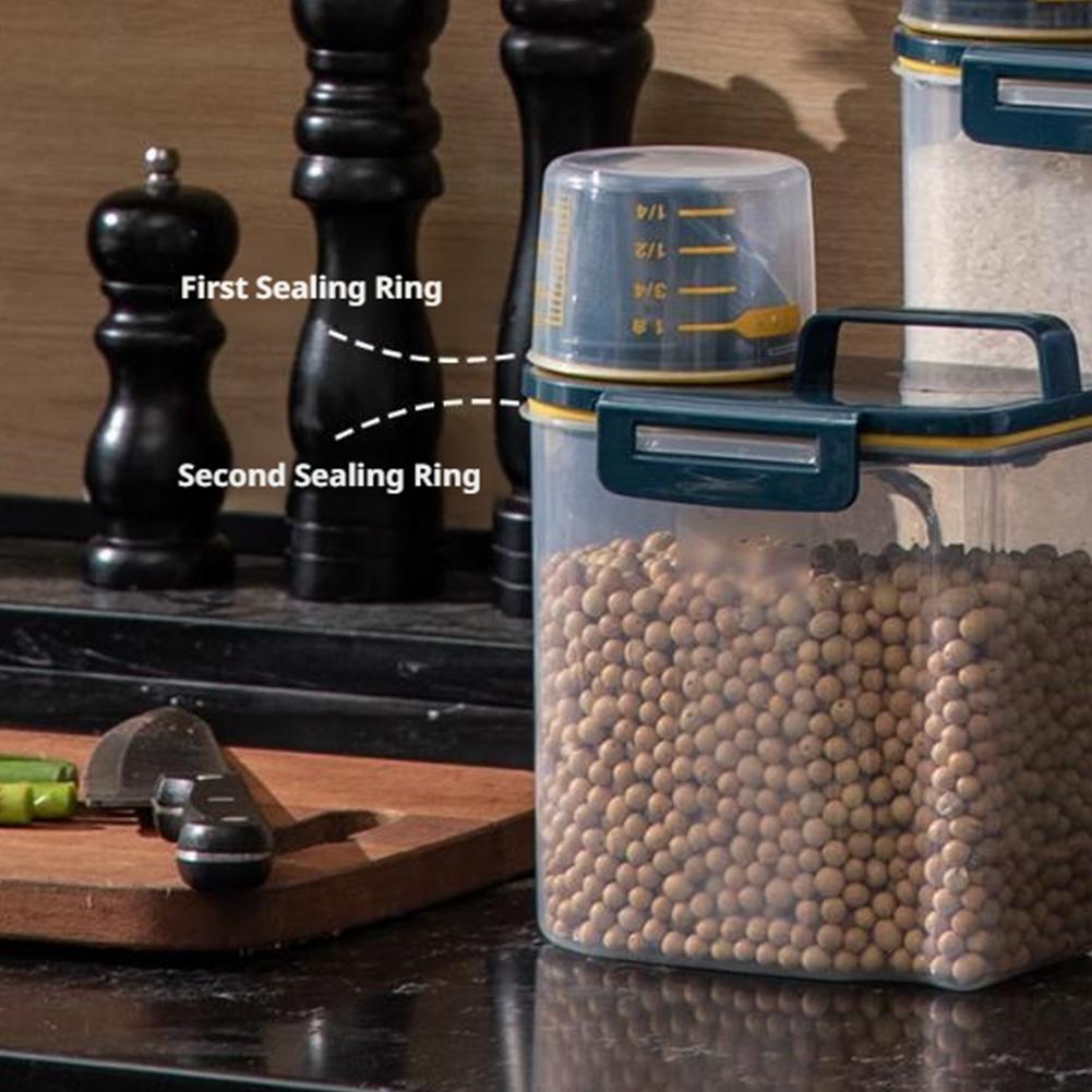 Plastikowy pojemnik na karmę d – Food Storage Large recenzja i cena